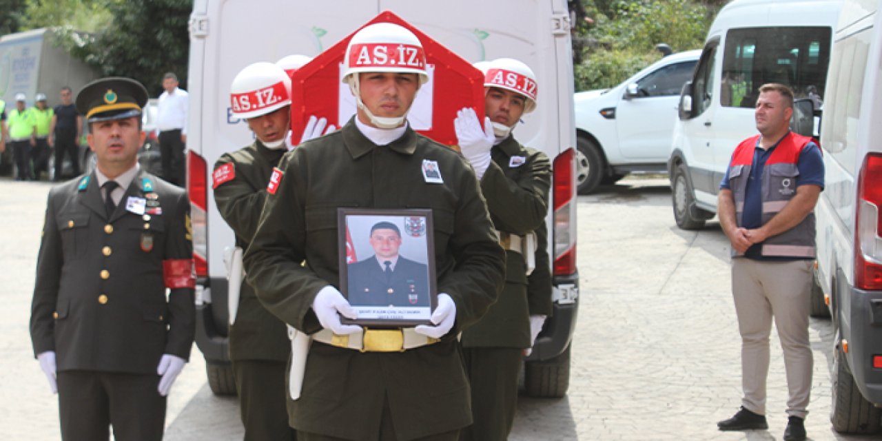 Doğum gününe 3 gün kala şehit olan asker son yolculuğuna uğurlandı