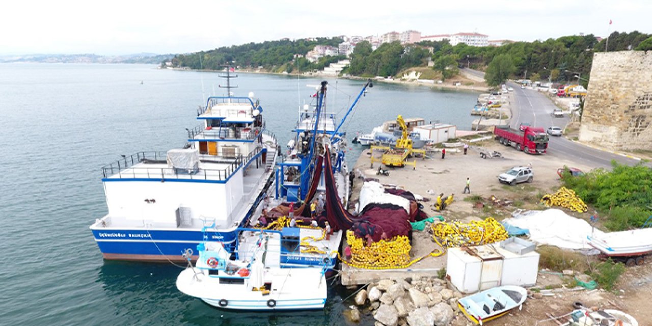 Karadeniz'de balıkçılar av sezonu için hazır