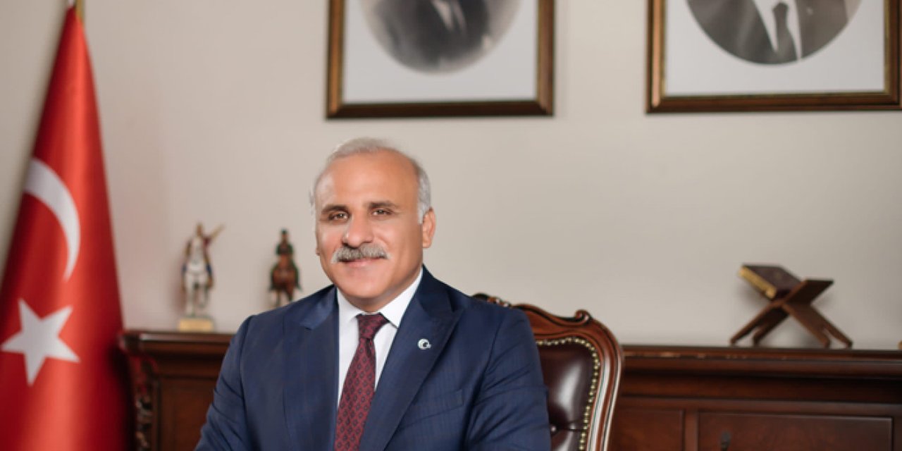 Başkan Zorluoğlu'ndan Zafer Bayramı mesajı