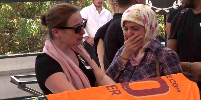 Ünlü oyuncu İstanbul'da son yolculuğuna uğurlandı