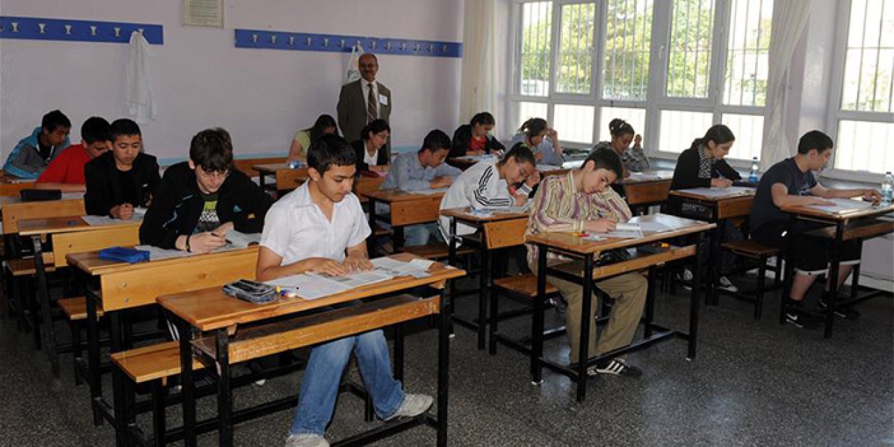 Liselerde sınıfta kalma geri mi geldi? Bakan Tekin açıkladı