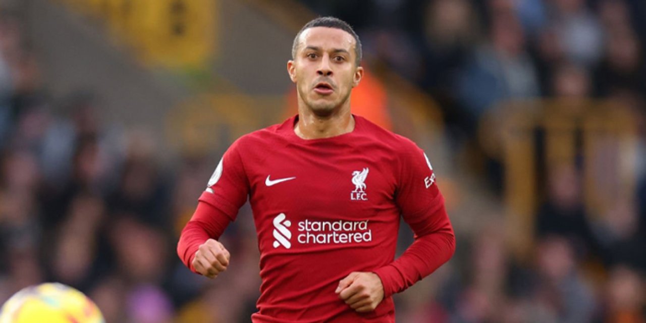 Trabzonspor transferde hız kesmiyor! "8 numaraya yıldız isim..."