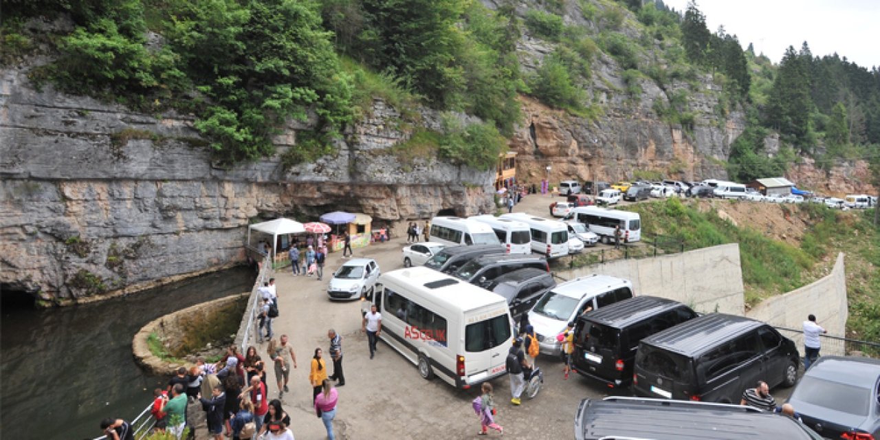 Kızlar Manastırı'nı ve Çal Mağarasını kaç kişi ziyaret etti! Başkan Zorluoğlu açıkladı
