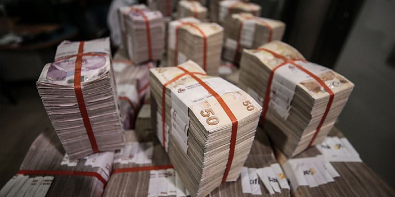 Ünlü ekonomist Özgür Demirtaş'tan faiz kararı yorumu! "Daha çok yolumuz var"