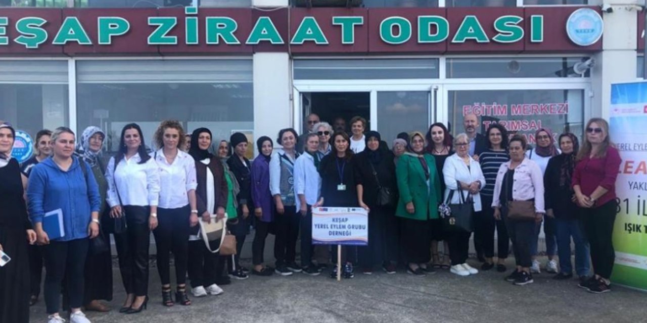 Giresun'da kadın çiftçiler fındık zararlılarına karşı bilgilendirildi