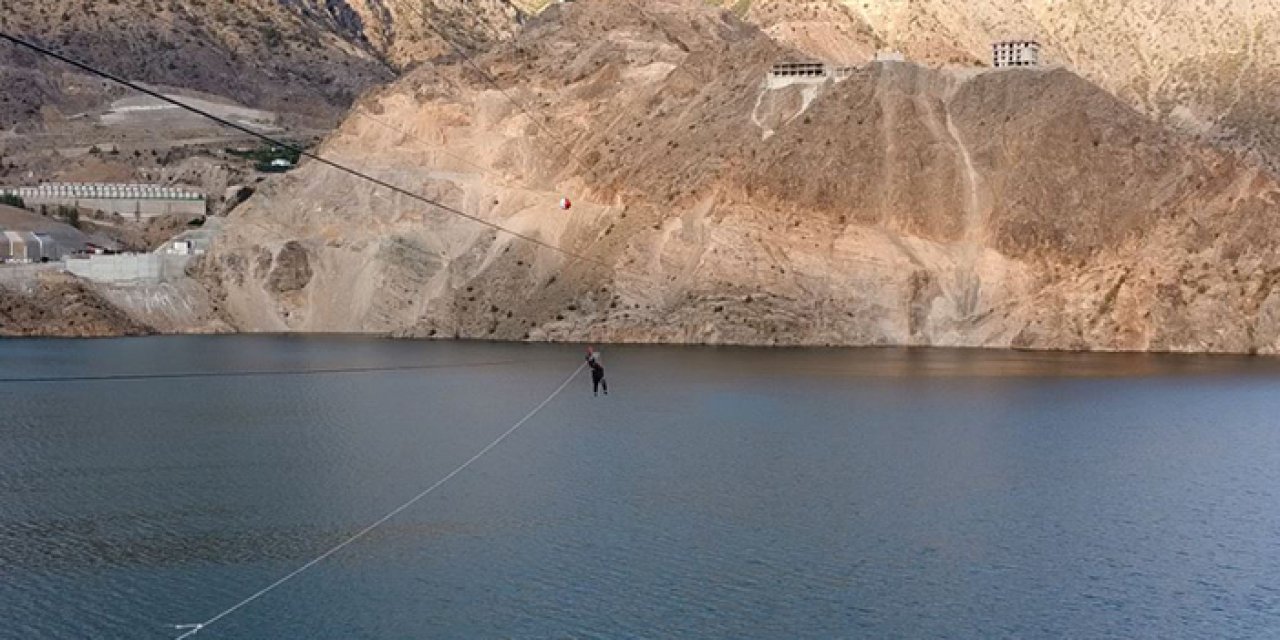 Artvin'de Belediye Başkanı Türkiye’nin en yüksek barajında mahsur kaldı