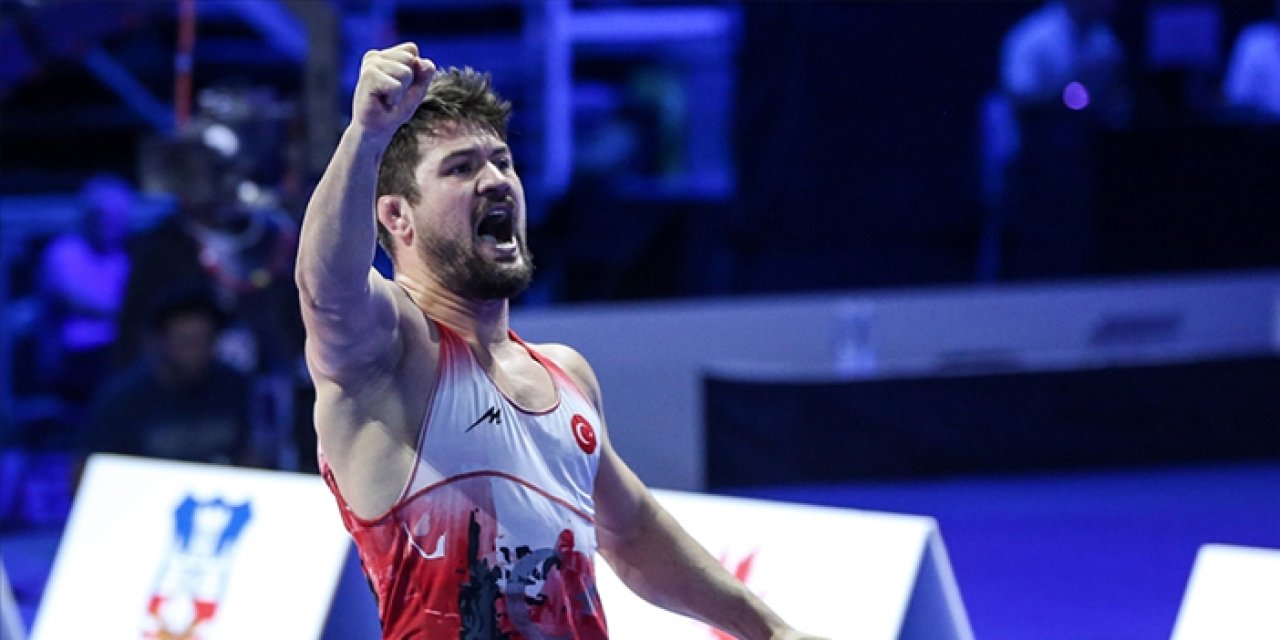 Milli güreşçi Ali Cengiz dünya şampiyonu oldu