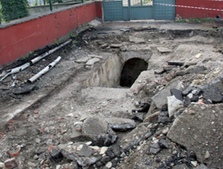 Bartın'da Rumlara ait sığınak