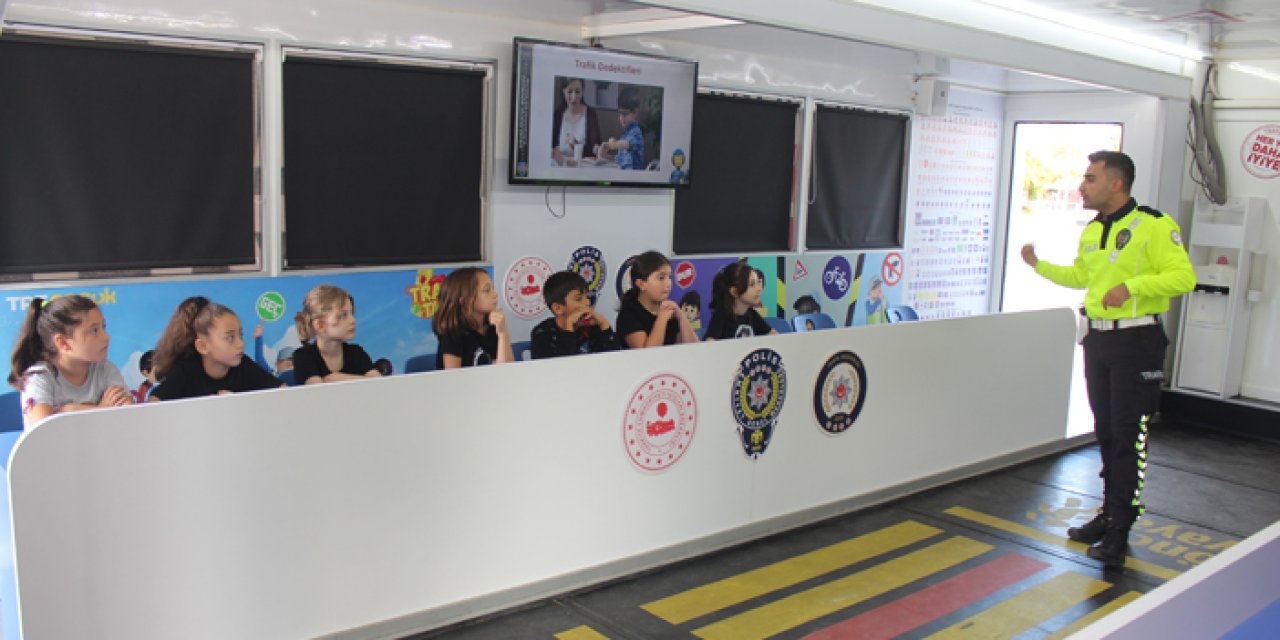 Samsun'da öğrencilere trafik eğitimi verildi