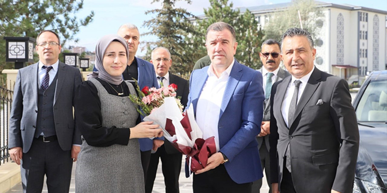 Bayburt Valisi Eldivan eğitim öğretim hakkında bilgi aldı