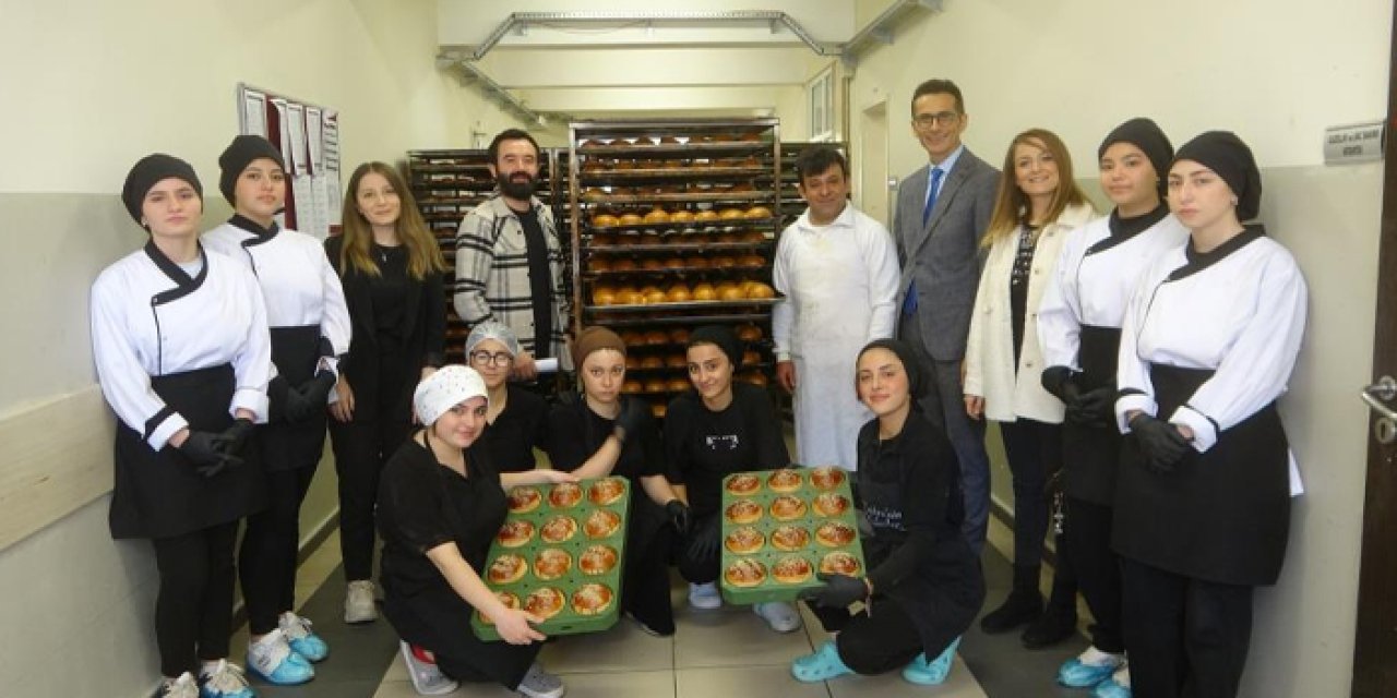 Fabrika gibi okul! Günde 6 bin ekmek üretiyorlar