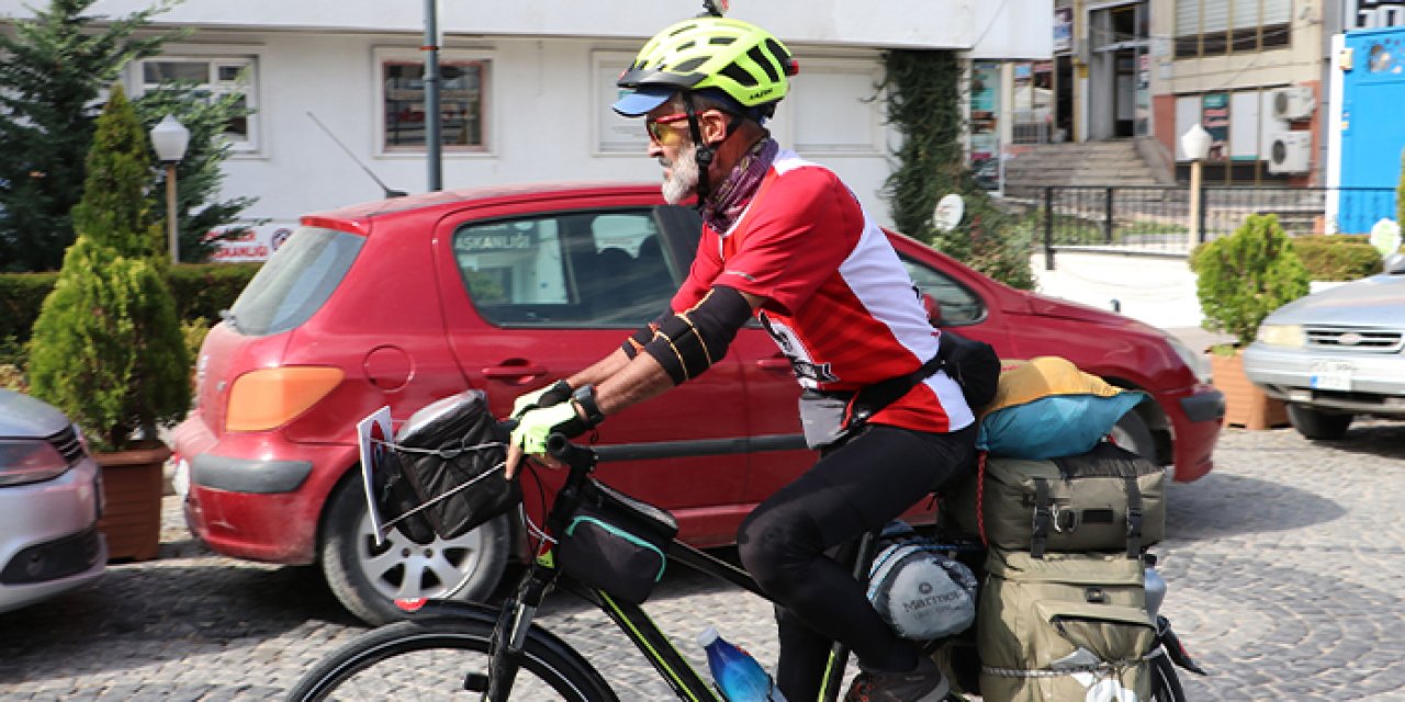 Cumhuriyet'in 100. yıl kutlamaları için pedal çeviriyor