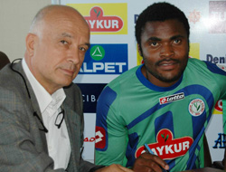 Çaykur Rizespor'a Ganalı golcü