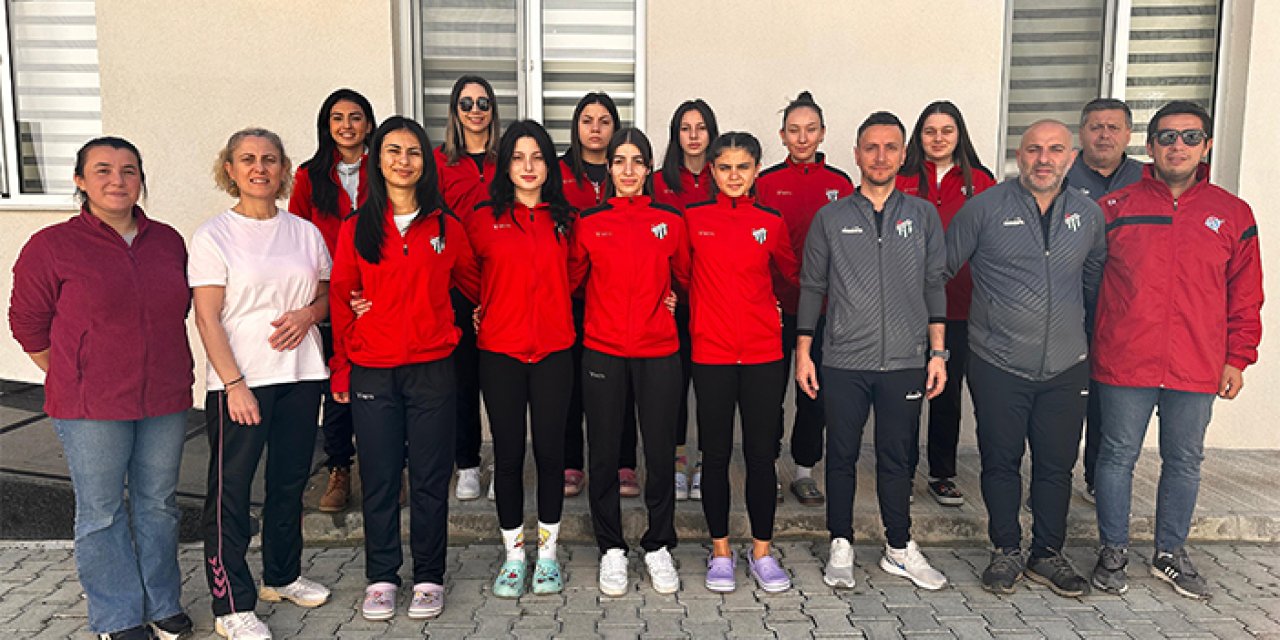 Artvinspor kafilesi Erzincan'a gitti