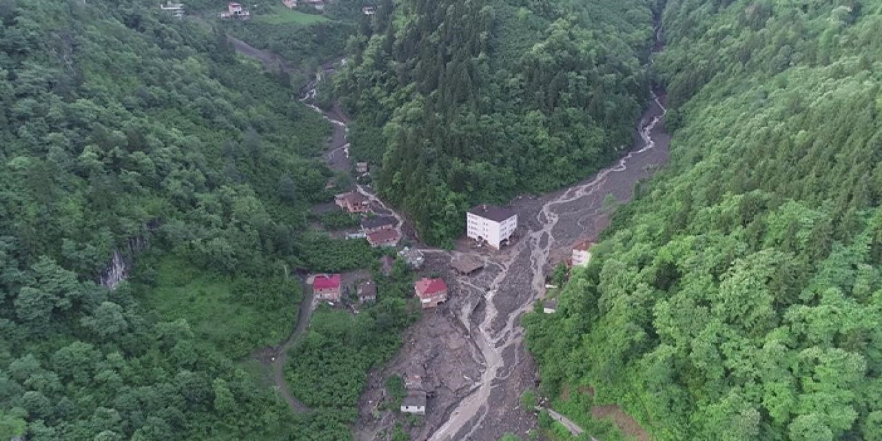 Doğu Karadeniz'den korkutan rakam! İşte en fazla riskli yapının bulunduğu il