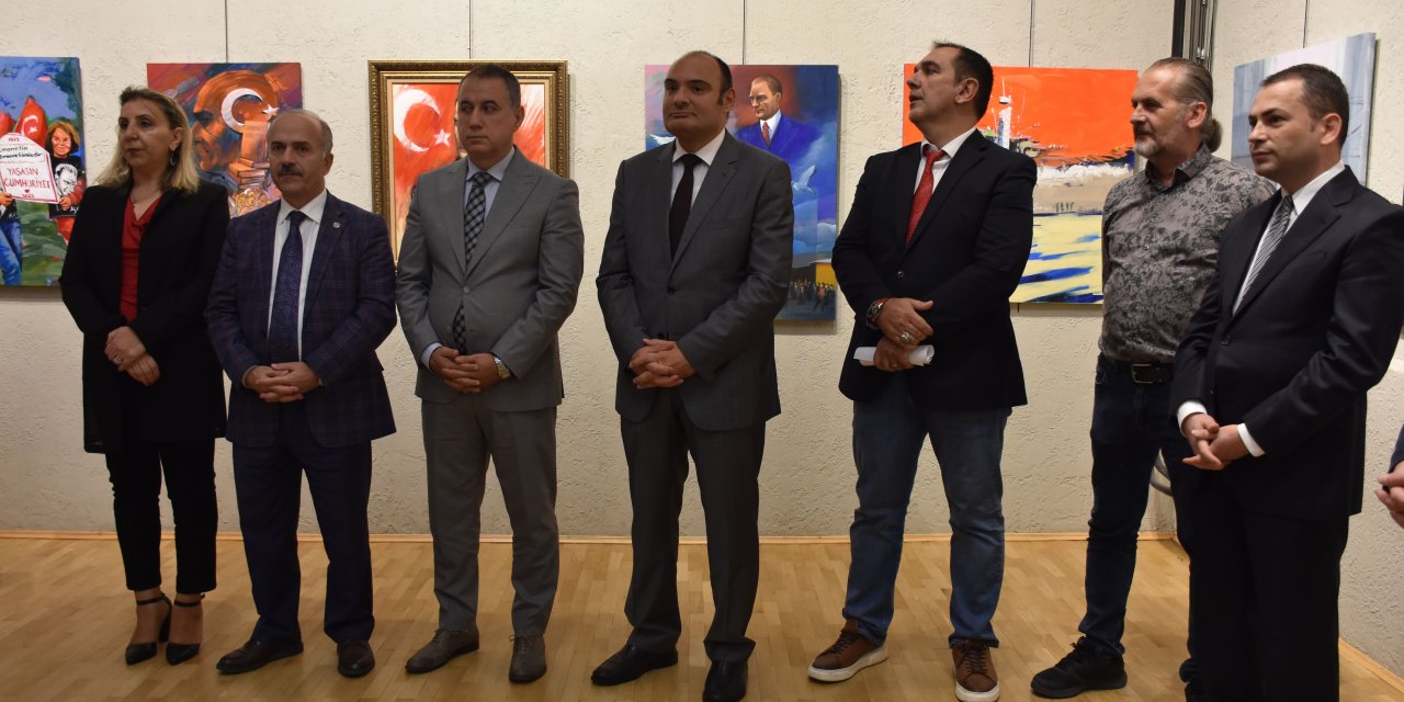 Trabzon'da öğretim elemanlarından 100.yıl sergisi