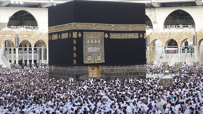 Samsun'da umre için kutsal topraklara gidecekler yolcu edildi