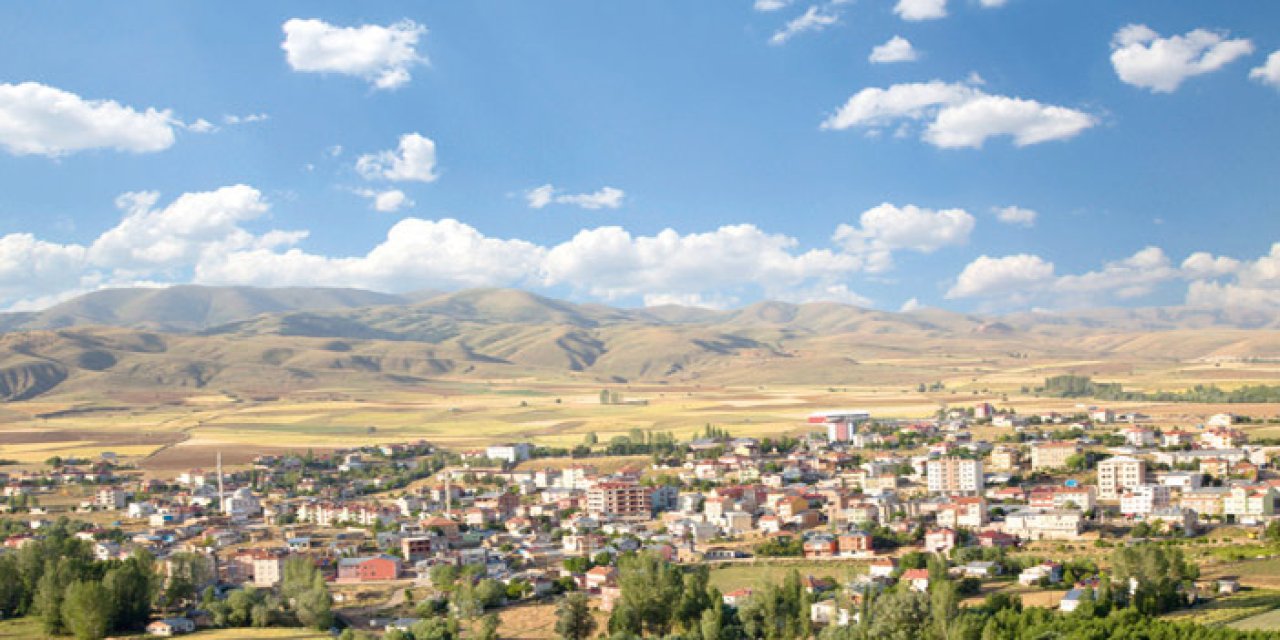 Gümüşhane Bayburt Havalimanı sonrasında ilçe olmak istiyorlar!