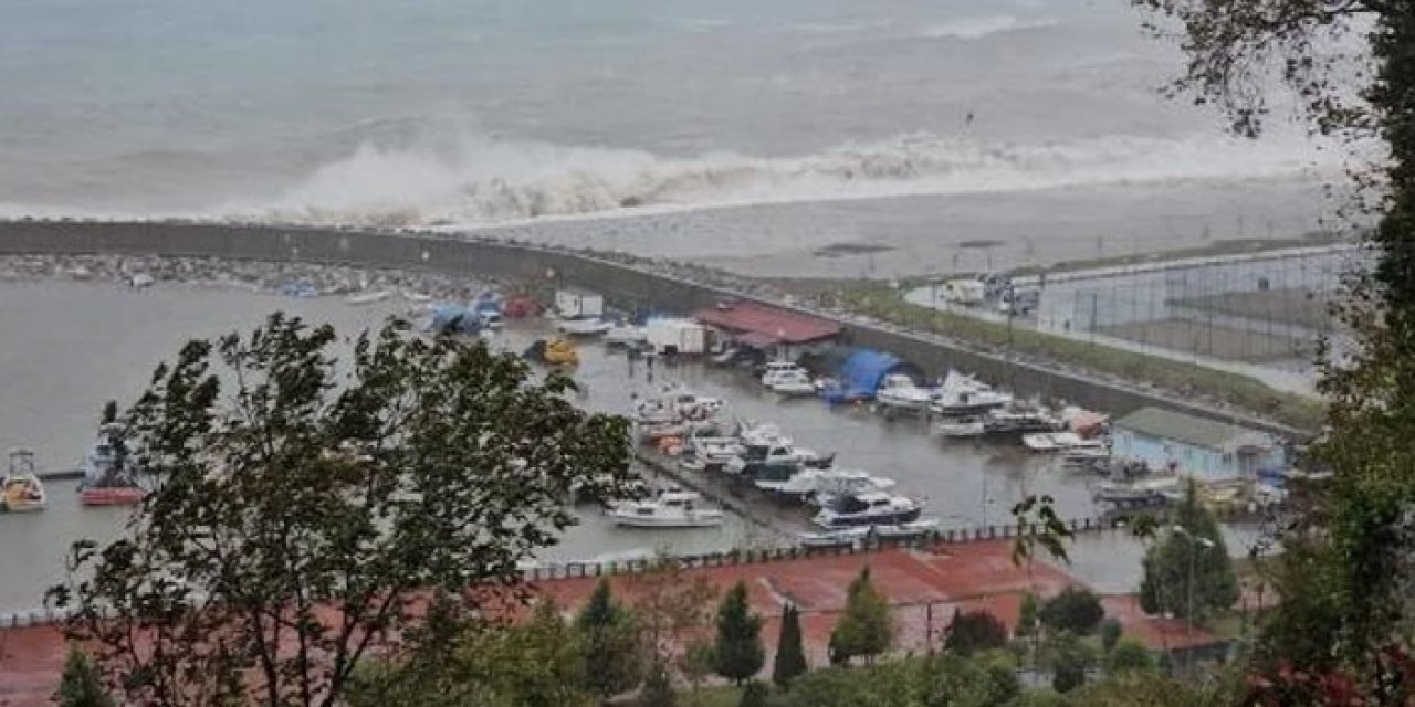 Fırtına etkili oldu! O ilde eğitime ara verildi
