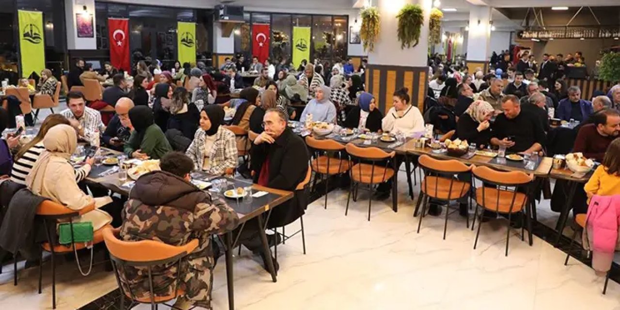 Bayburt Belediyesi'nden öğretmenler günü programı