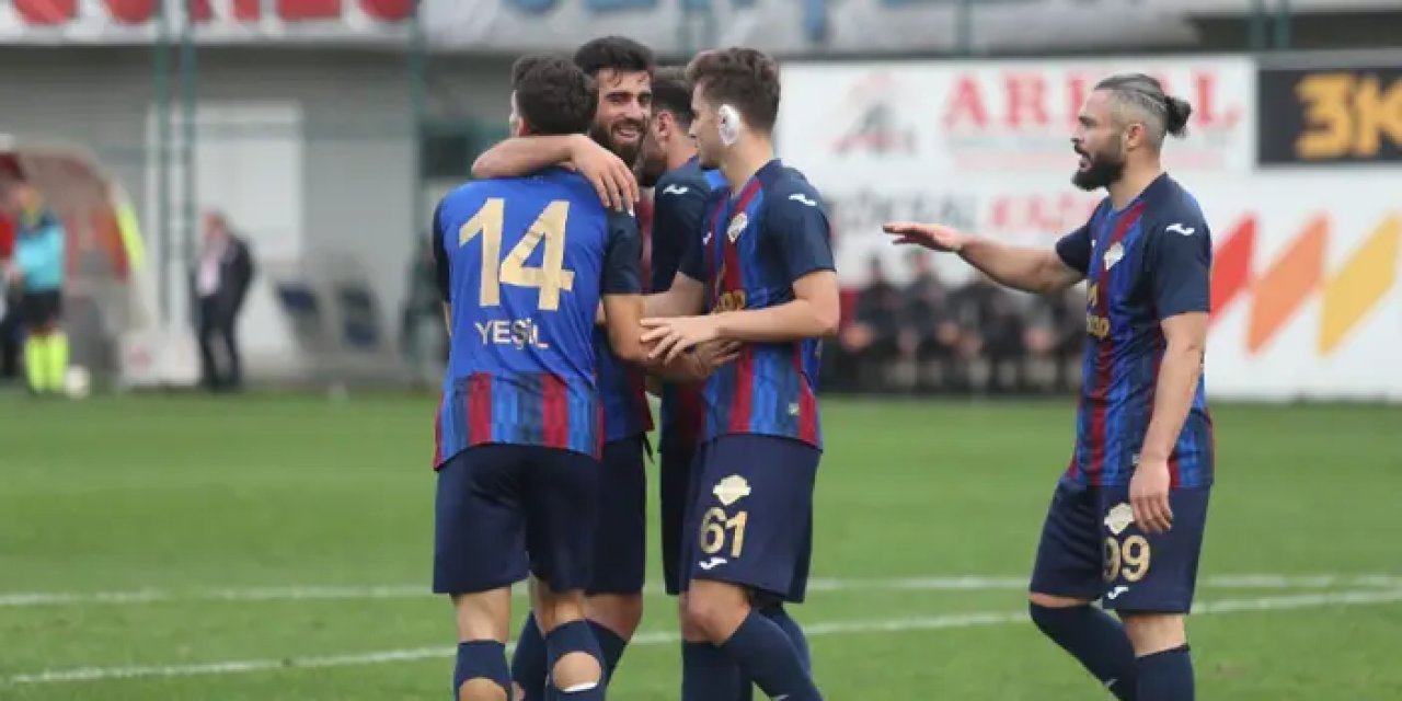 1461 Trabzon, Bursaspor'u 3 golle geçti