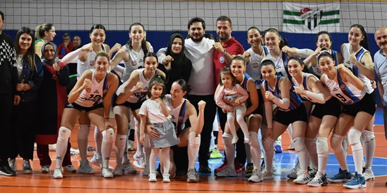 Bordo Mavi 61 Spor Kulübü Başkanı Baba’dan takım antrenörü Ertuğral’a övgü! “Güvenimizi boşa çıkarmadı”