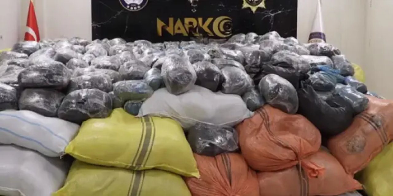 Narkogüç-38 Operasyonu kapsamında 4 ton toz esrar ele geçirildi!