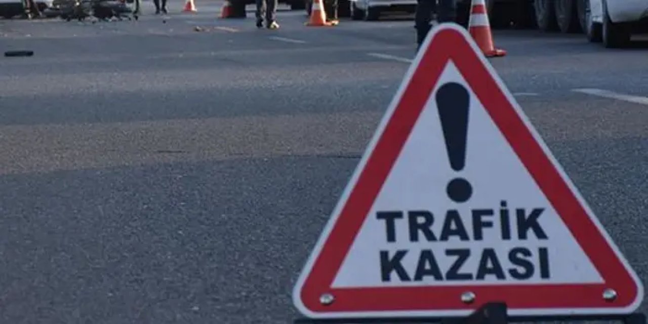 Samsun'da yolcu otobüsüyle otomobil çarpıştı! 2 ölü 3 yaralı