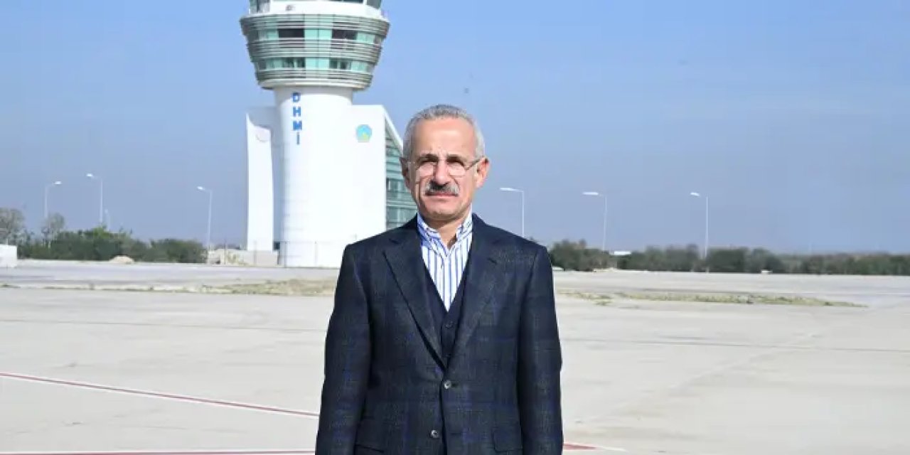 Uçuş trafiği artıyor! Bakan Uraloğlu açıkladı: Yolcu sayısı 199 milyonu geçti