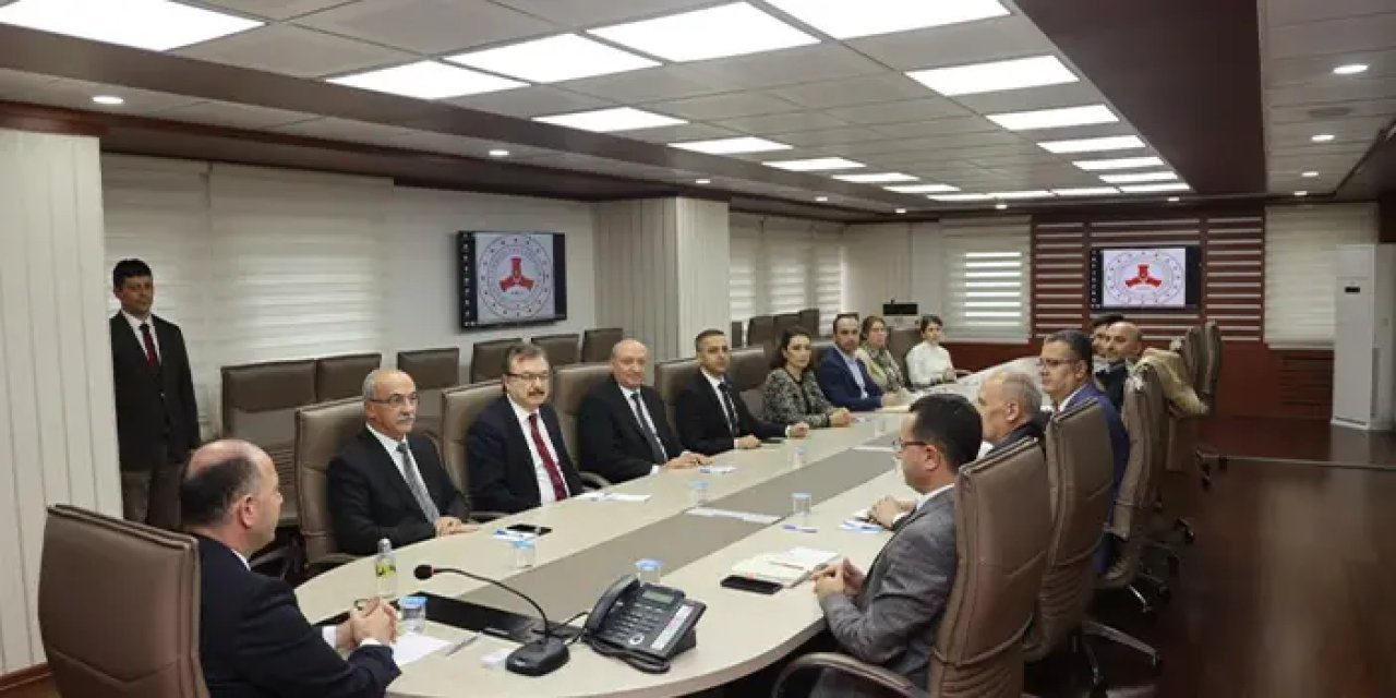 Kahverengi kokarcayla mücadele için bir araya geldiler