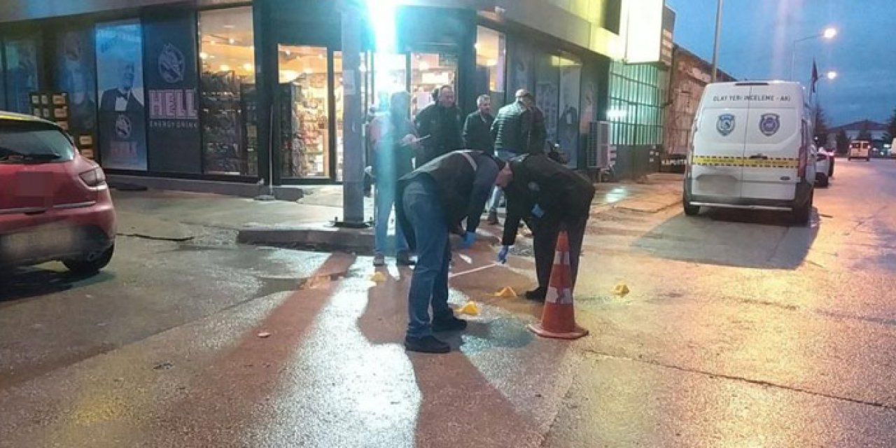 Silahlı saldırıya uğradı! İş yerine sığınarak kurtuldu