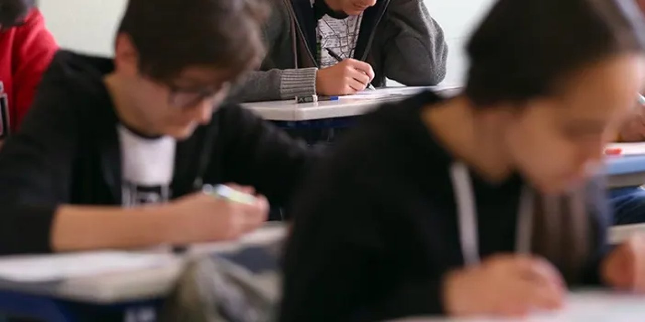 Türkiye'de ilk kez yapılacak! Ortaokul ve liselerde başlıyor