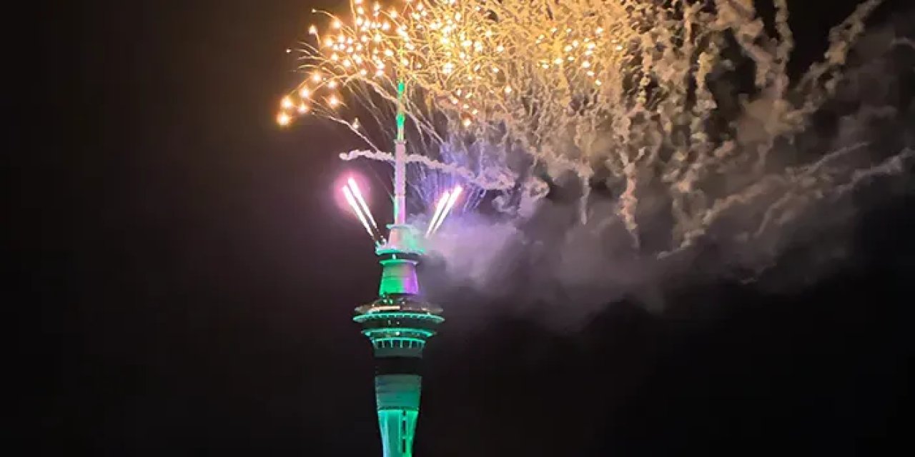 Dünya'da 2024'e ilk Yeni Zelanda girdi