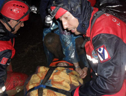 Of'ta 10 köylü kurtarıldı