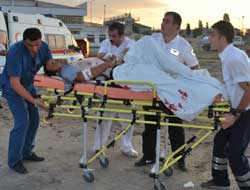 Çiftçi ayağını patosa kaptırdı