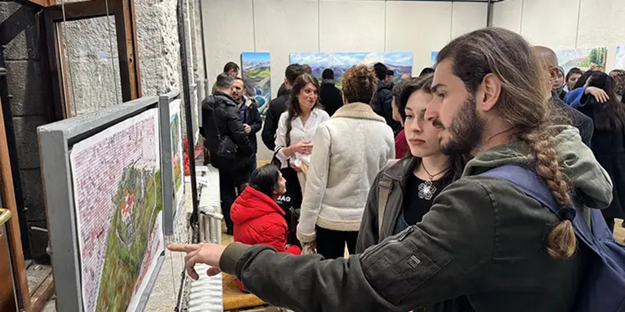 Trabzon'da "Dağ" adlı resim sergisi açıldı