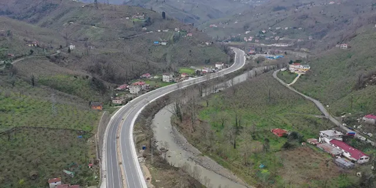 Doğu Karadeniz'i İç Anadolu'ya bağlayan Dereli yolu, ulaşım süresini yarıya düşürdü