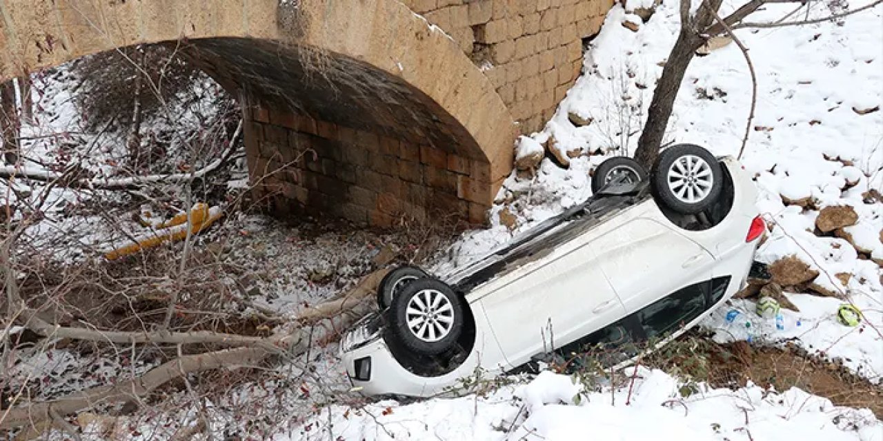 Otomobil köprüden uçtu! 2 yaralı