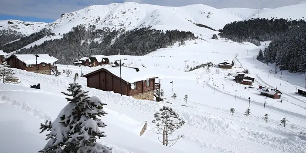 Giresun'da beyaza bürünen Kümbet Yaylası doğaseverlerin rotası