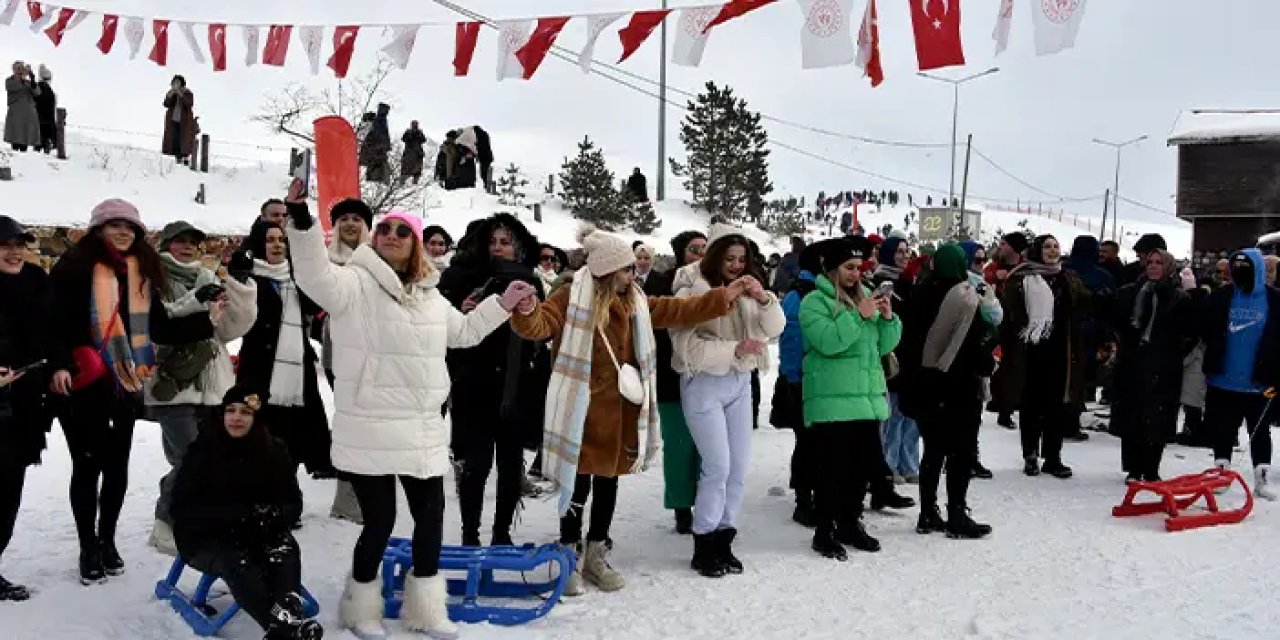 Zigana Dağında Kış Gençlik ve Spor Şenliği düzenlendi
