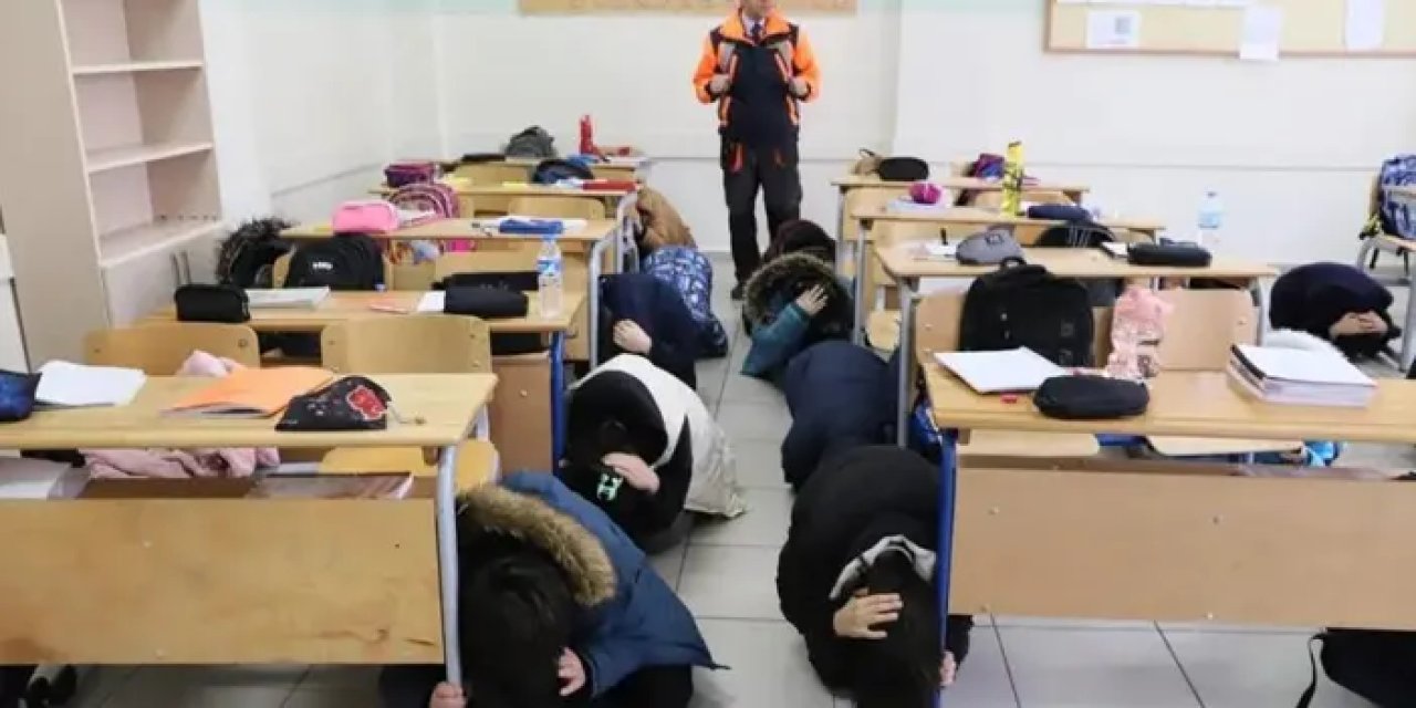 Bayburt'ta deprem farkındalığı için çalışmalar sürüyor