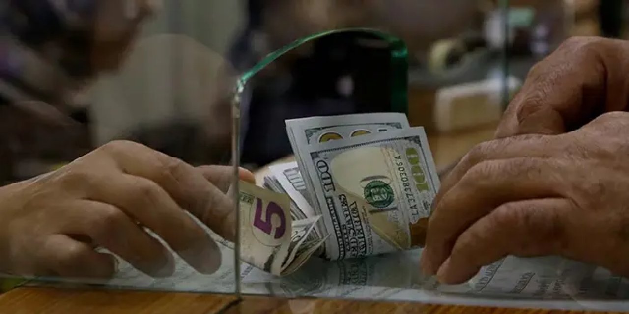 Döviz kurlarında dikkat çeken hareketlilik! Dolar ve Euro ne kadar?