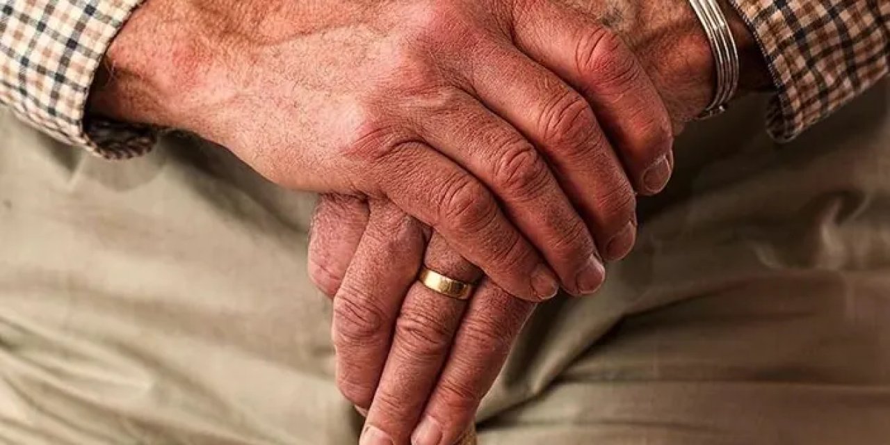 Türkiye'nin yaşlı nüfus oranı artıyor! İlk kez çift hanede
