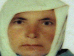 Yaşlı kadın koltukta ölü bulundu