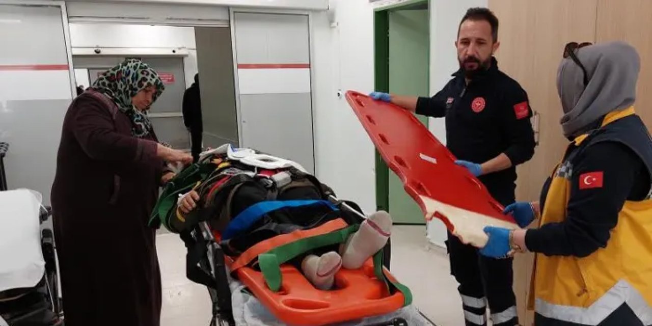 Samsun'da motosiklet yayaya çarptı! 2 yaralı var