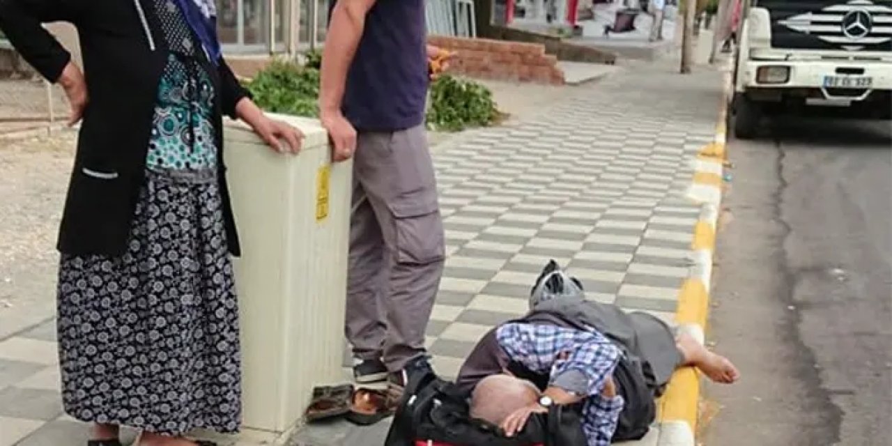 Kalp krizi geçiren yolcusunu kaldırımda bıraktı