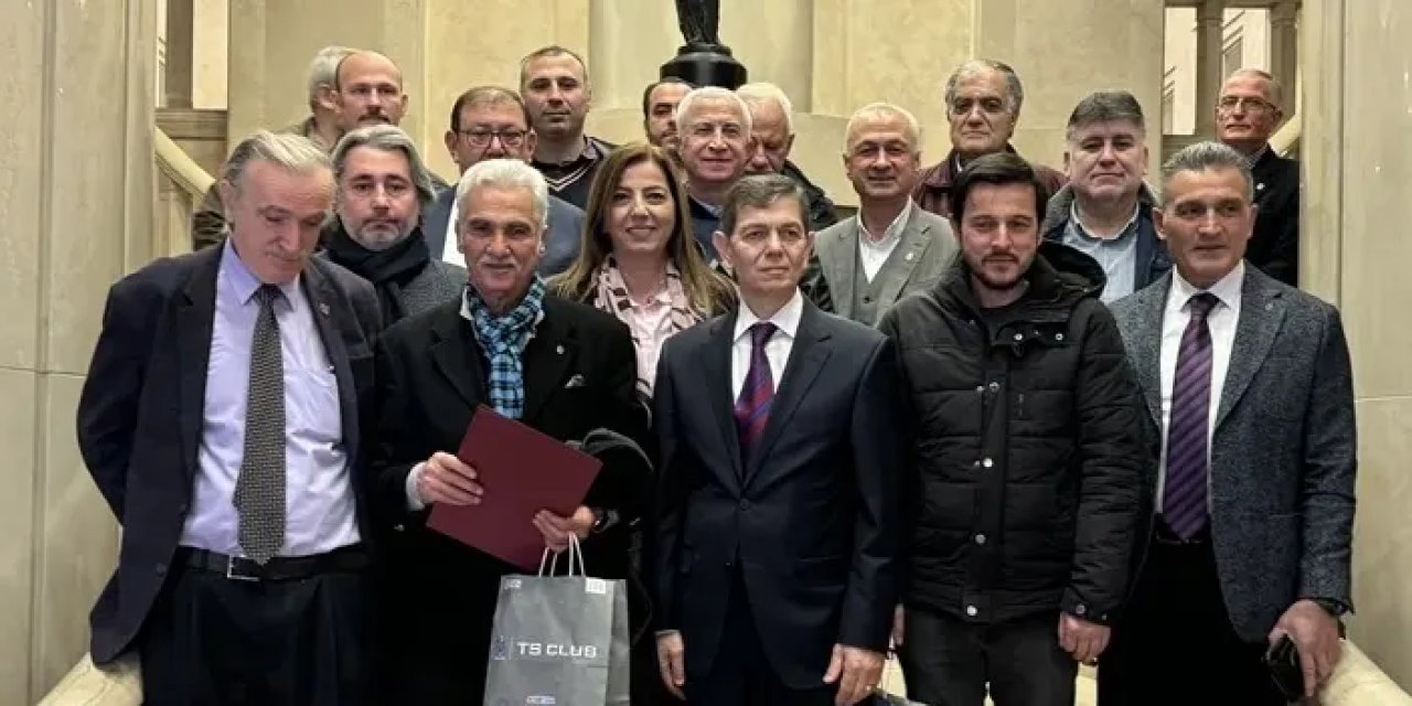 Trabzonspor Divan Başkanlık Kurulu Başkan Adayı Mahmut Ören'in listesi belli oldu