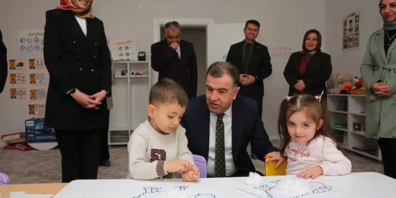 Bayburt Valisi Eldivan'dan ADEM kursiyerlerine ziyaret