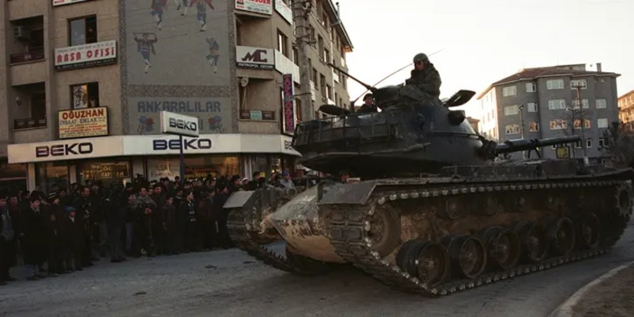 "27 Yıl Sonra 28 Şubat: Türkiye'nin Postmodern Darbe Serüveni"