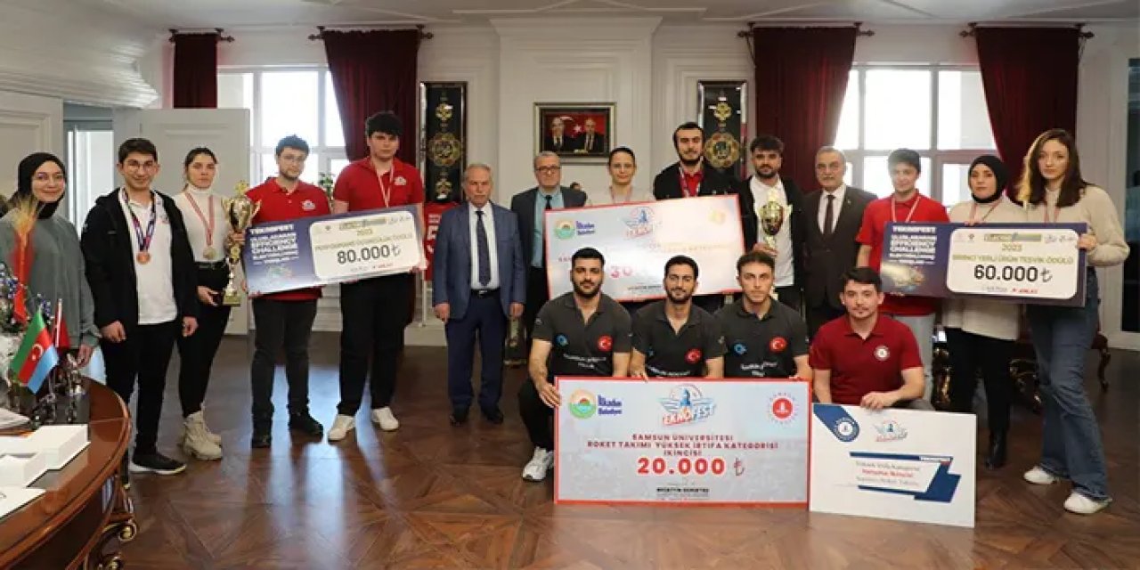 TEKNOFEST'te derece yapan öğrencilere Samsun'da ödül